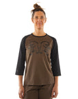 The model is 5' 8" wearing size Medium.